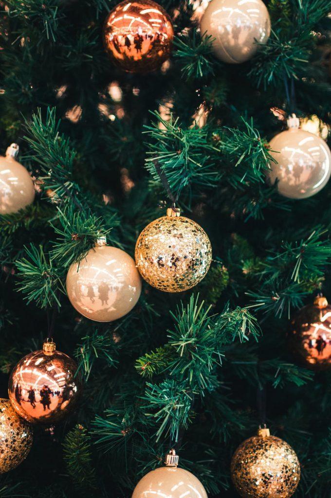 Offerte Invernali di Natale e Capodanno in hotel tre stelle con cenone, centro benessere, SPA e ristorante ad Assisi